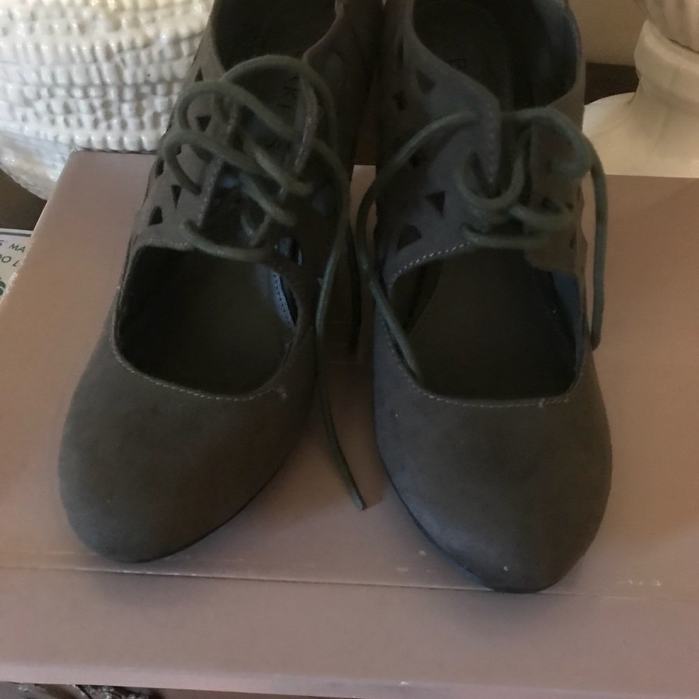 Wedges - Picture 3 of 3